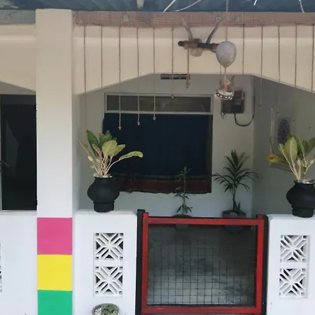 Nimal'S White House Apartment Nilaveli Exterior photo