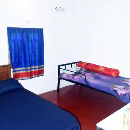 Nimal'S White House Apartment Nilaveli Exterior photo